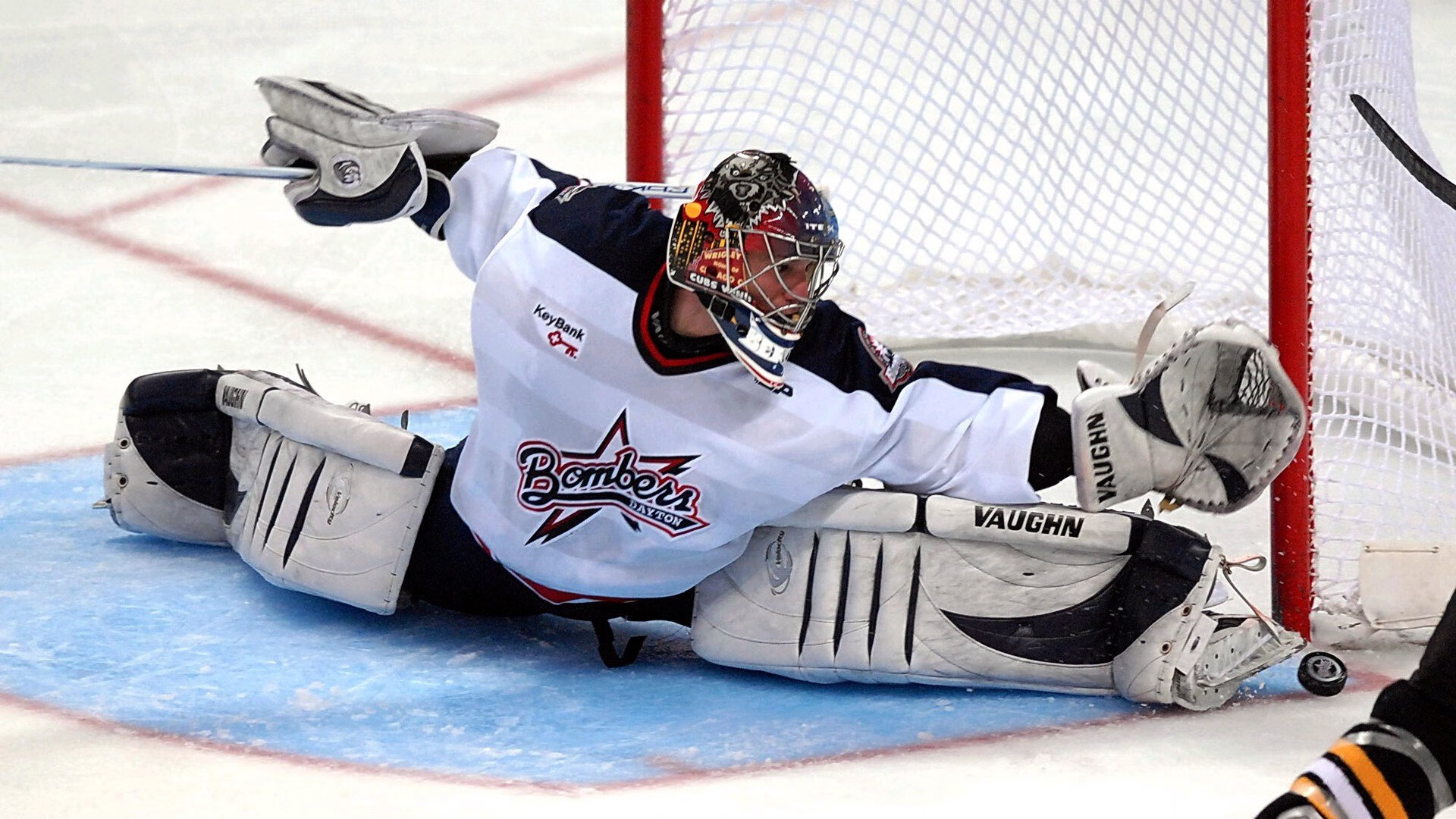 保罗、莱昂纳德的合作到底能带来多少荣誉？，莱昂纳德保密